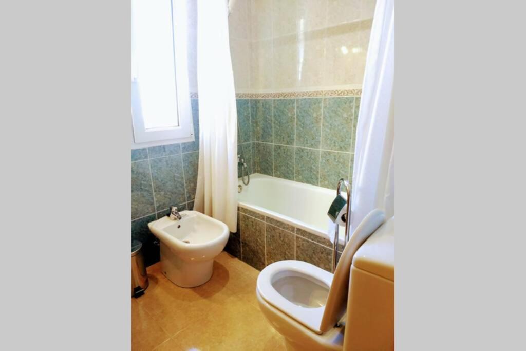 شقة Bright & Spacious Apt - Panoramic Views! ألتيا المظهر الخارجي الصورة