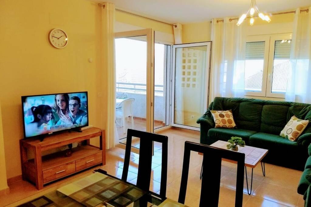 شقة Bright & Spacious Apt - Panoramic Views! ألتيا المظهر الخارجي الصورة